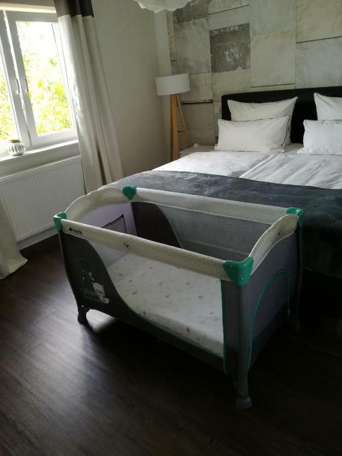 Appartment Fasanenhof Klinikum Und Uni Nah Mit Netflix Cassel Extérieur photo